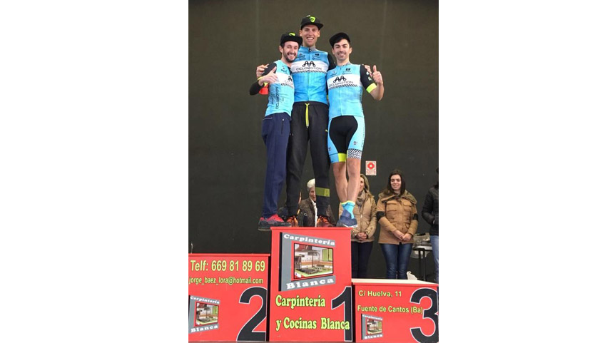 LOS-BIKERS-DEL-CICLOMOTION-DOMINAN-EN-FUENTE-DE-CANTOS-