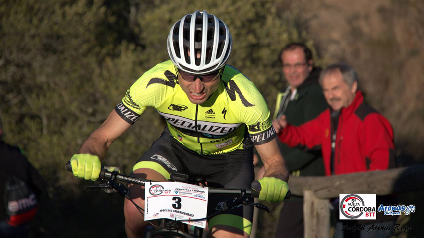 Jose-Luis-Carrasco-y-Rocio-Martin-se-llevan-la-V-Vuelta-Cordoba-BTT
