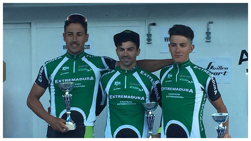 DAVID-MARTiN-DAVID-PAREJO-Y-JOSe-MANUEL-BELLORiN-CAMPEONES-DE-EXTREMADURA-DE-CARRETERA-SUB23-eLITE-Y-MASTER30