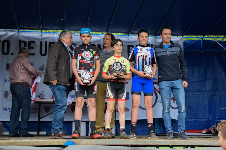OCHO CAMPEONES DEL MINI BTT