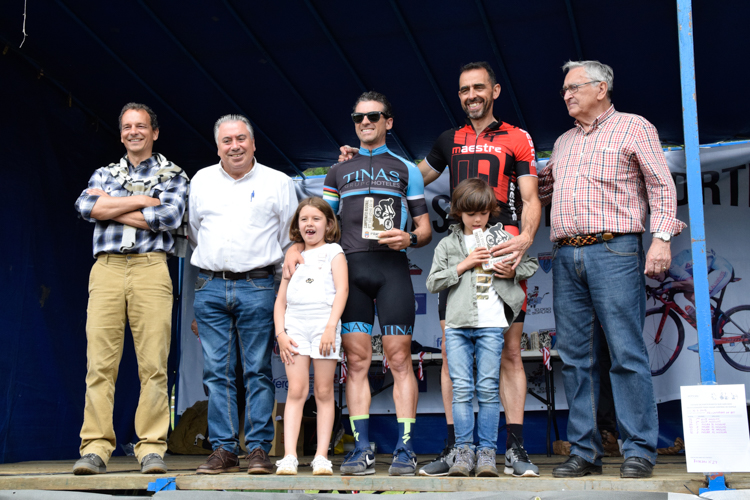 Y OTROS 8 CAMPEONES EN EL XCO