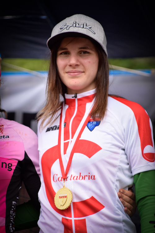 Y OTROS 8 CAMPEONES EN EL XCO