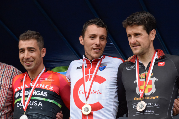 Y OTROS 8 CAMPEONES EN EL XCO