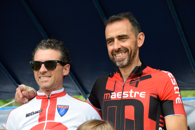 Y OTROS 8 CAMPEONES EN EL XCO