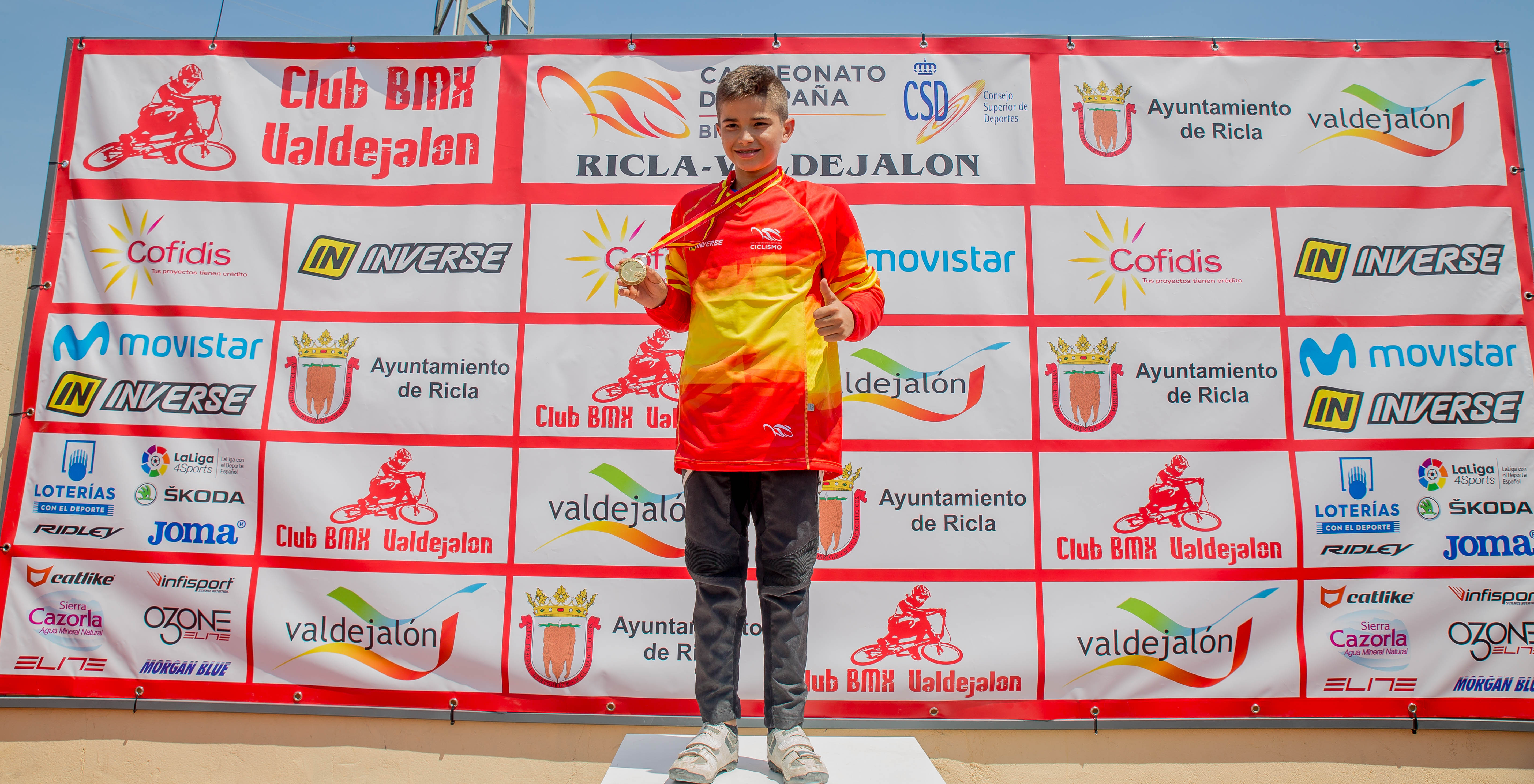 Alejandro Alcojor y Verónica García brillan en el Campeonato de España de BMX