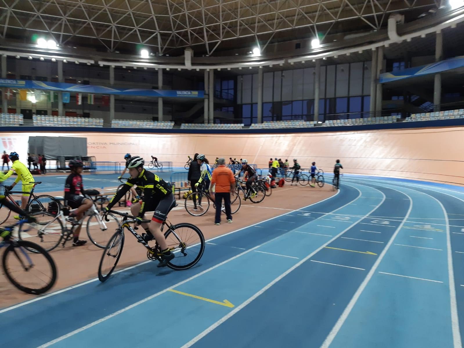 Se inician los entrenamientos de Pista para las Escuelas de Ciclismo