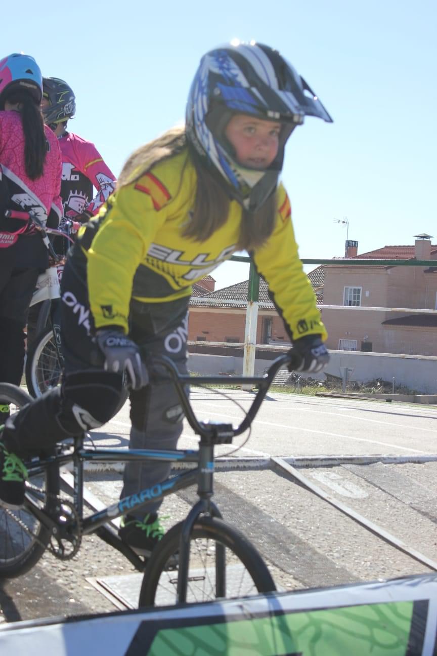 Gran éxito en la primera Convivencia del BMX femenino madrileño en El Álamo