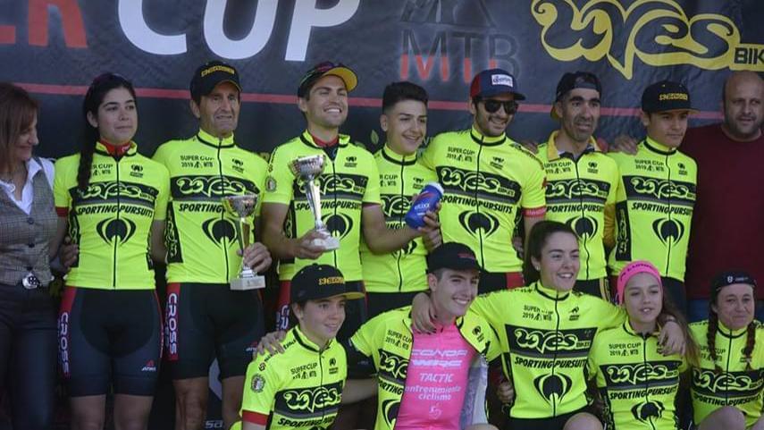 Mercedes-Romero-y-Luca-Perez-conquistaron-la-Super-Cup-Uves-Bikes-de-Cadalso-de-los-Vidrios-PROVISIONAL