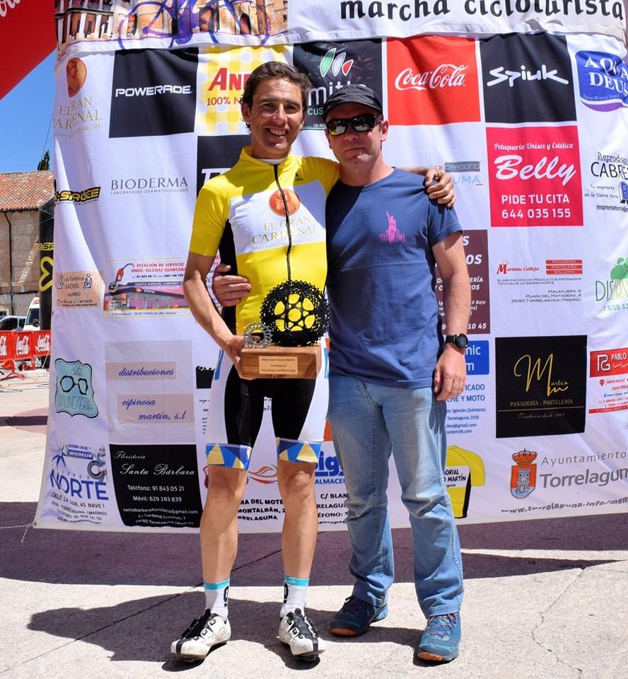 500 ciclistas rindieron homenaje en Torrelaguna a Antonio Martín Velasco