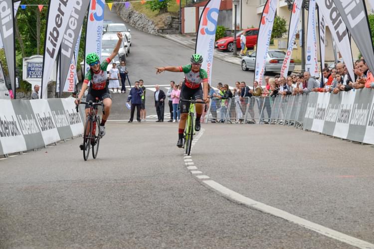 JIMENA DE ROA Y CARLA FERNANDEZ VENCEDORAS DEL TROFEO LIBERBANK