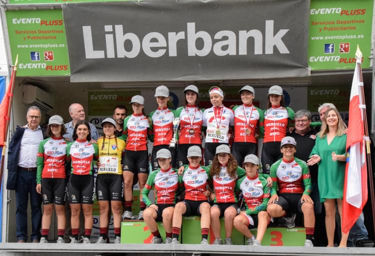 JIMENA DE ROA Y CARLA FERNANDEZ VENCEDORAS DEL TROFEO LIBERBANK