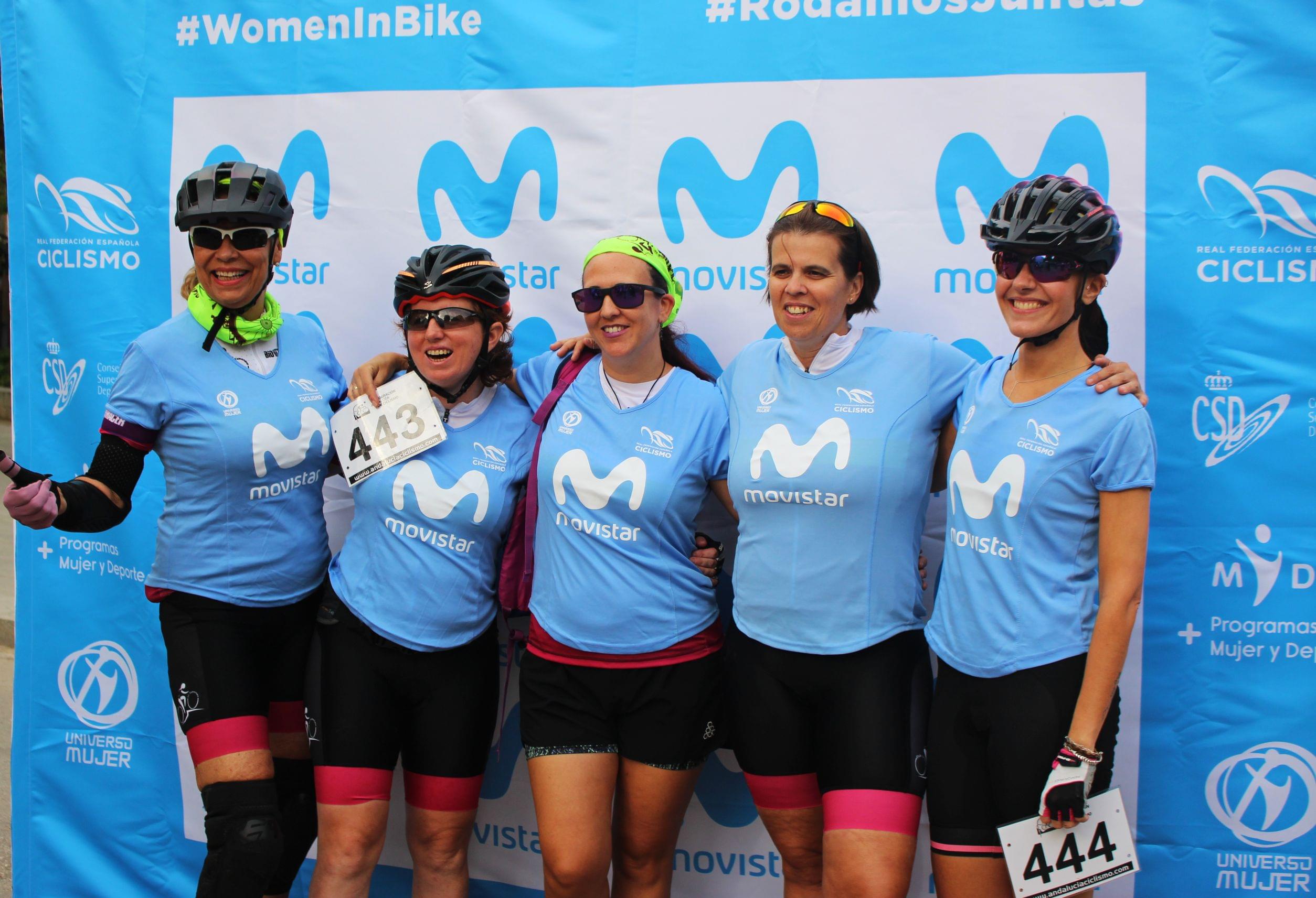 El movimiento Women In Bike vive un rotundo éxito en Granada