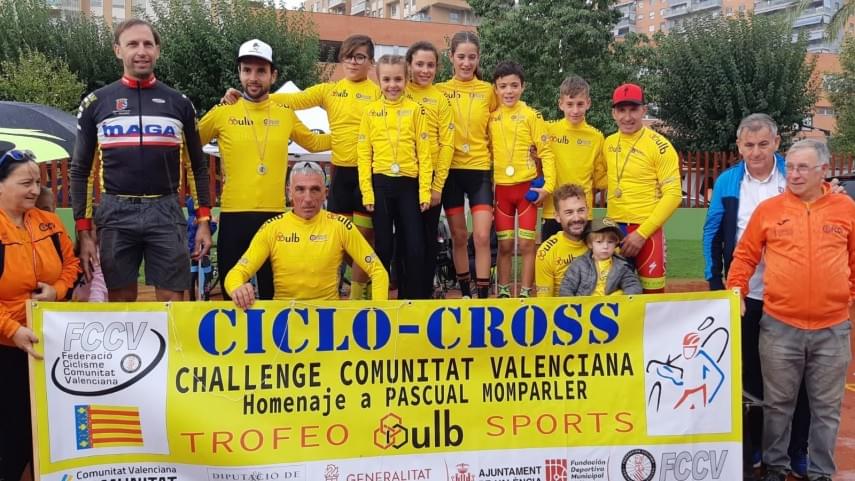 Cesar-Belenguer-y-Susana-Perez-ganan-la-prueba-de-ciclocross-de-Mislata