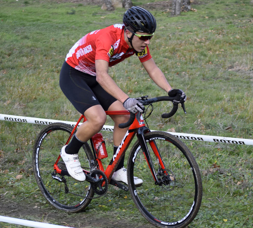 Nadia Lozano y Carlos Hernández, triunfadores en el ciclocross de El Escorial