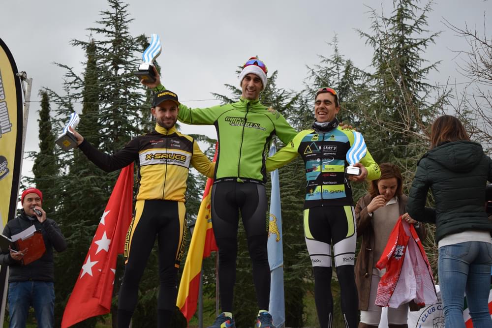 Nadia Lozano y Carlos Hernández, triunfadores en el ciclocross de El Escorial