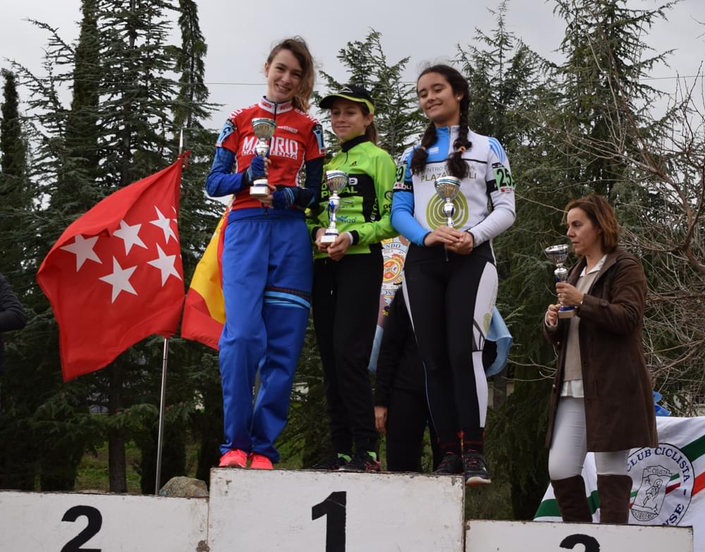 Nadia Lozano y Carlos Hernández, triunfadores en el ciclocross de El Escorial
