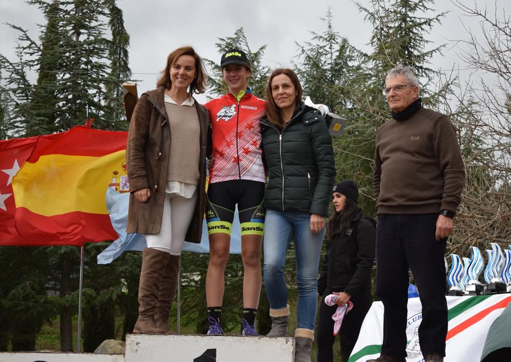 Nadia Lozano y Carlos Hernández, triunfadores en el ciclocross de El Escorial