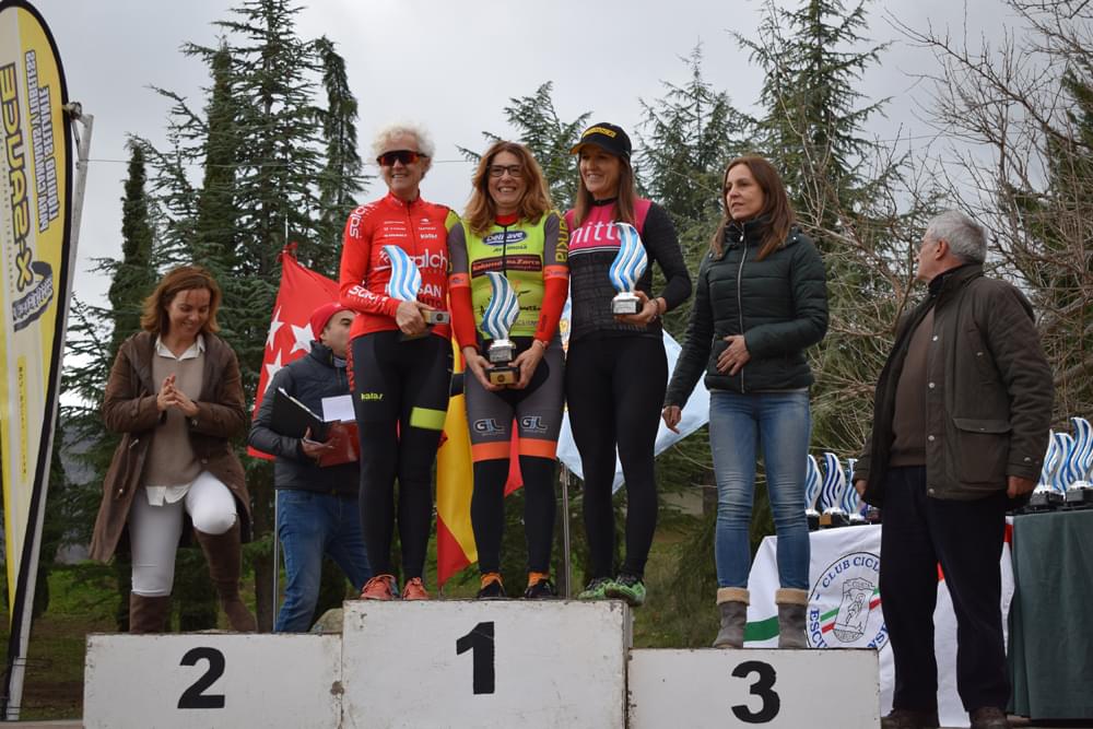 Nadia Lozano y Carlos Hernández, triunfadores en el ciclocross de El Escorial