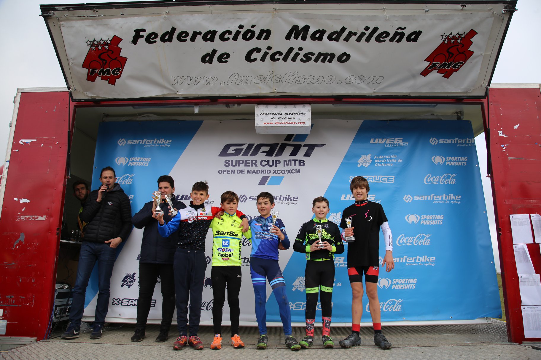 Más de 220 bikers midieron fuerzas en la Giant Super Cup Kids de Rozas de Puerto Real