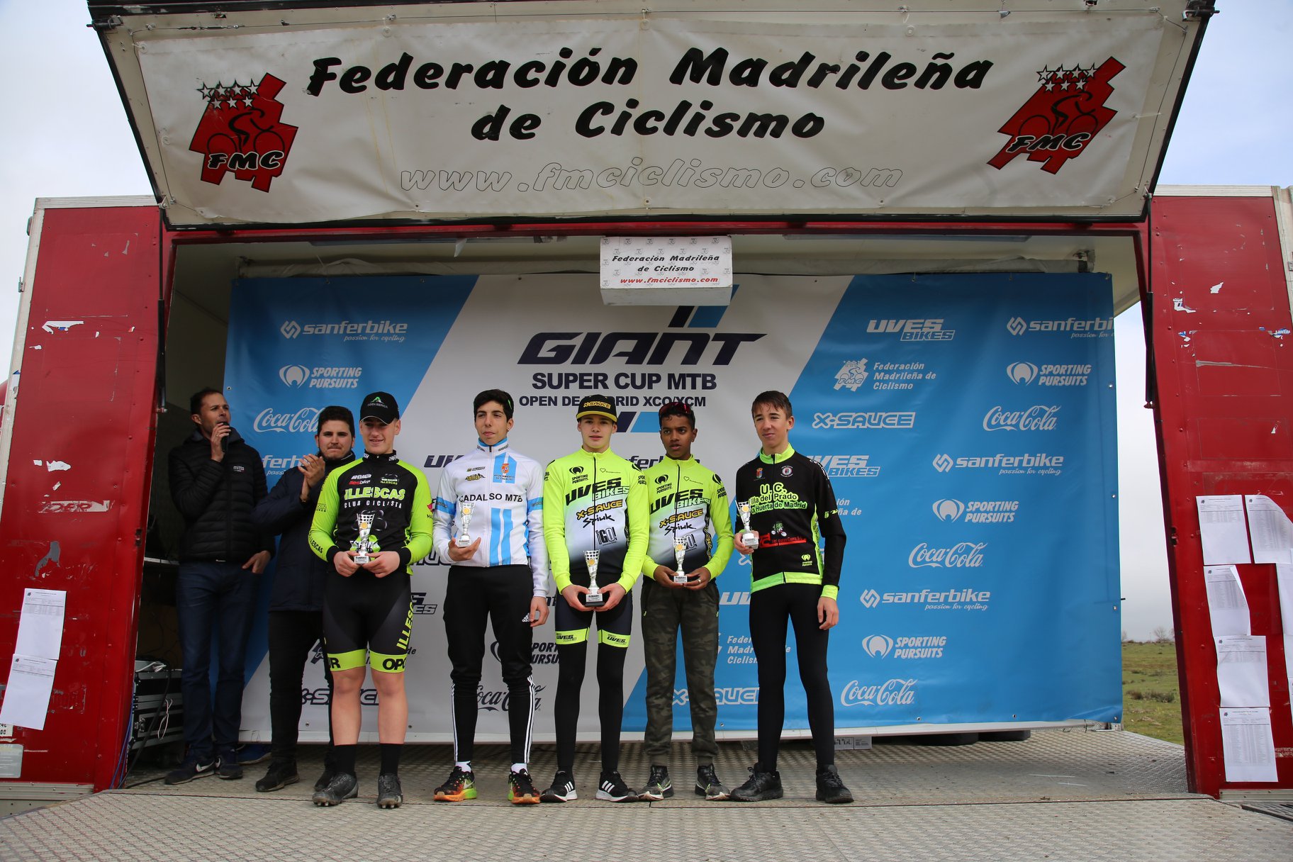 Más de 220 bikers midieron fuerzas en la Giant Super Cup Kids de Rozas de Puerto Real