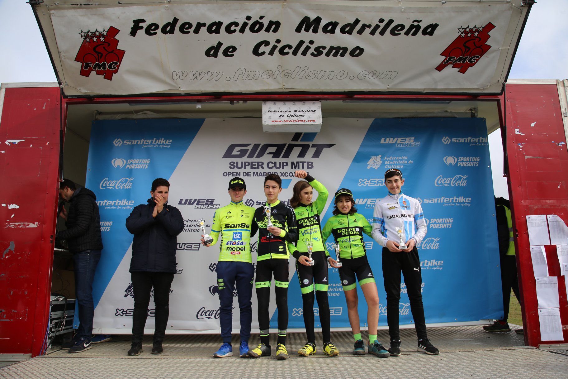 Más de 220 bikers midieron fuerzas en la Giant Super Cup Kids de Rozas de Puerto Real