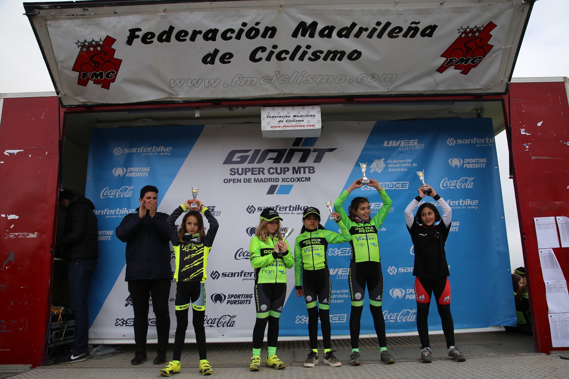 Más de 220 bikers midieron fuerzas en la Giant Super Cup Kids de Rozas de Puerto Real