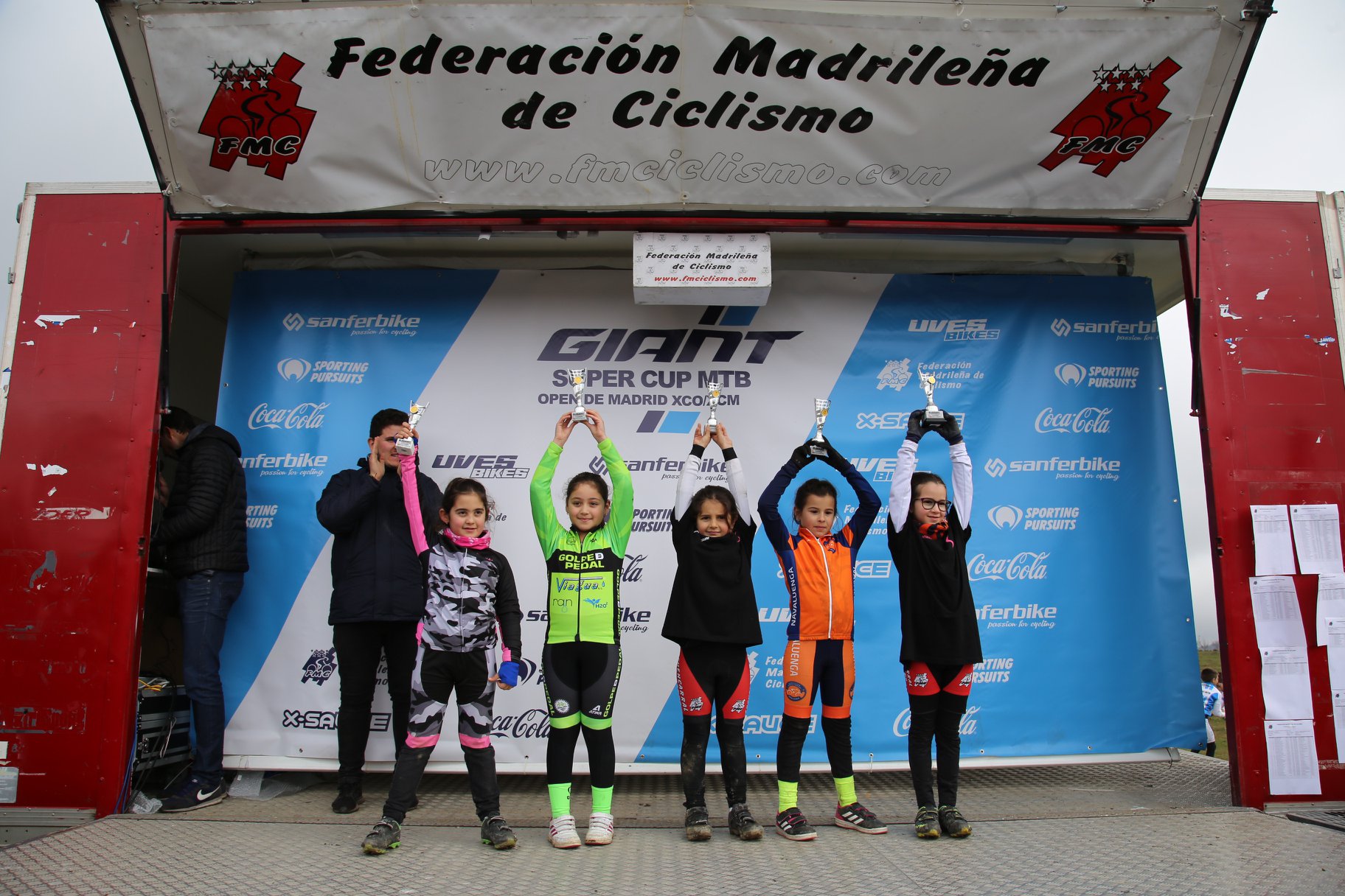 Más de 220 bikers midieron fuerzas en la Giant Super Cup Kids de Rozas de Puerto Real