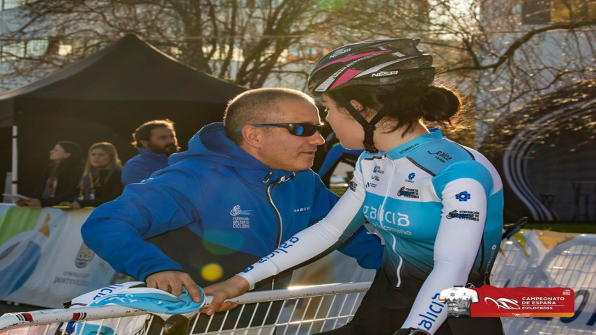 Guillermo-Sande-seleccionador-de-Galicia-A-aposta-polo-ciclismo-feminino-diferencia-a-esta-Seleccion