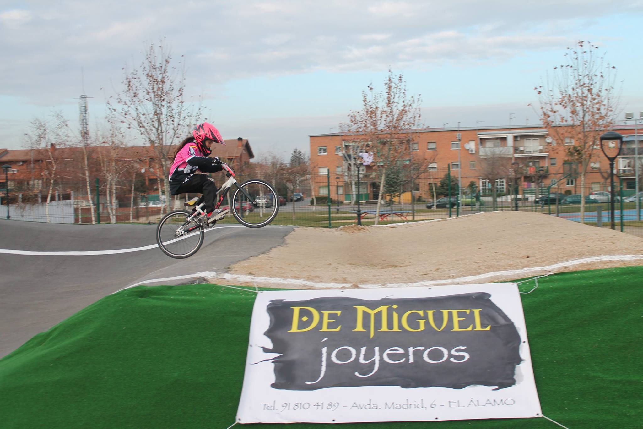 CLUBES MADRILEÑOS CON SOLERA. Conoce al Club BMX El Álamo