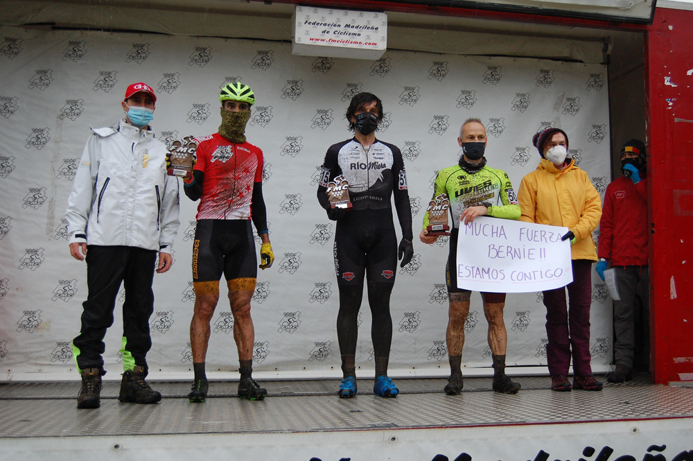 Aida Nuño y Aitor Hernández, los más fuertes en el primer asalto del Trofeo Ciclocross FMC-CAPFUN