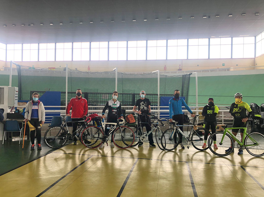 La  Selección Madrileña de Ciclismo Adaptado prepara los Nacionales de pista