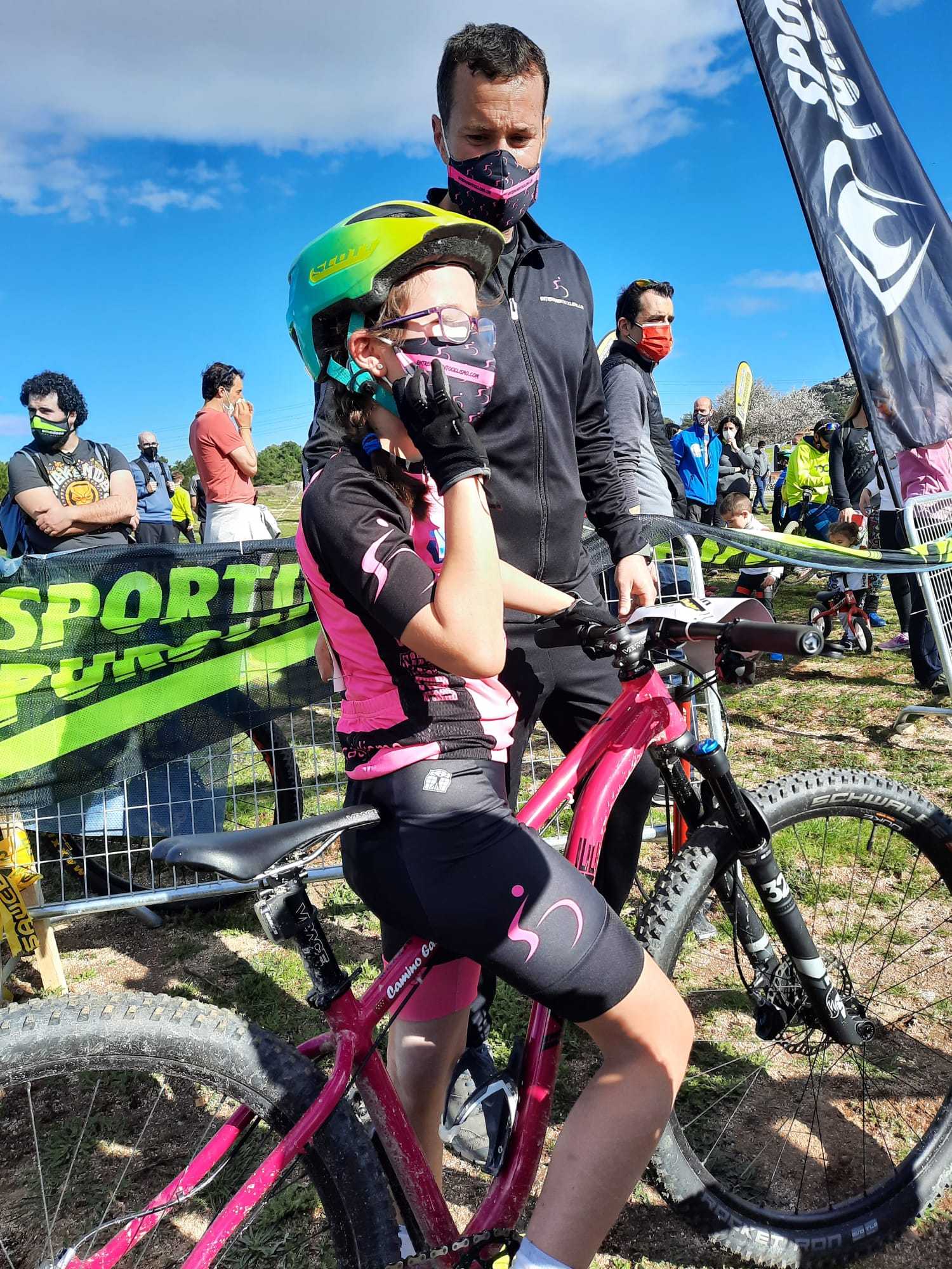 CLUBES MADRILEÑOS CON SOLERA. Conoce a la Escuela Entrenamiento Ciclismo