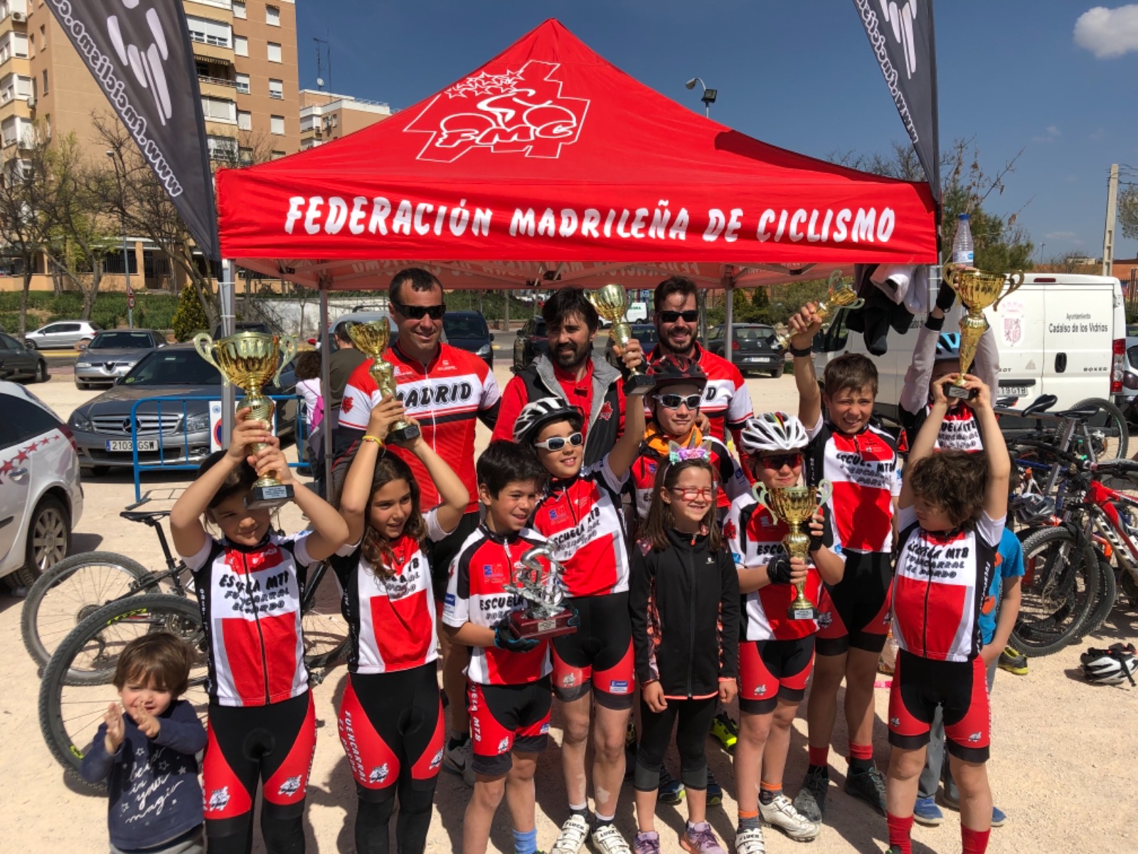 CLUBES MADRILEÑOS CON SOLERA. Conoce a la Escuela Entrenamiento Ciclismo