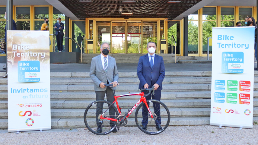 La RFEC, junto a la FMC, presenta el proyecto Bike Territory