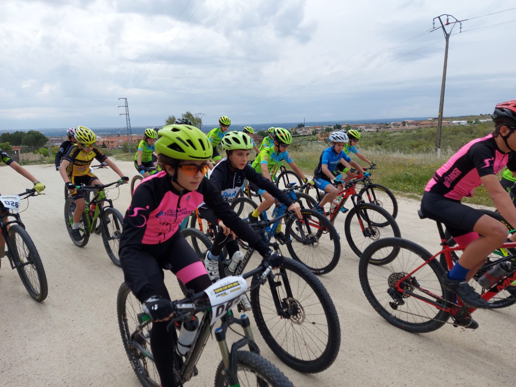 Los bikers infantiles iniciaron su preparación para los Campeonatos de España Escolares