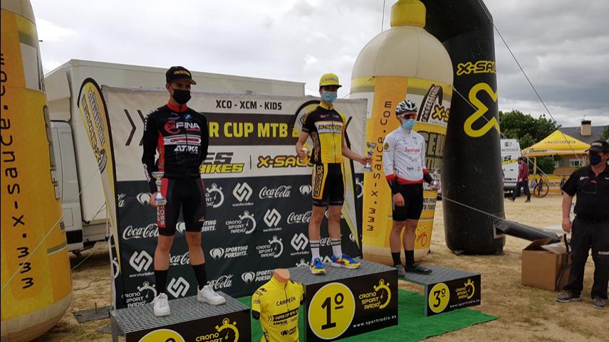 Natividad-Gomez-y-Luca-Perez-clausuraron-con-sus-victorias-la-Super-Cup-XCO-en-Alpedrete