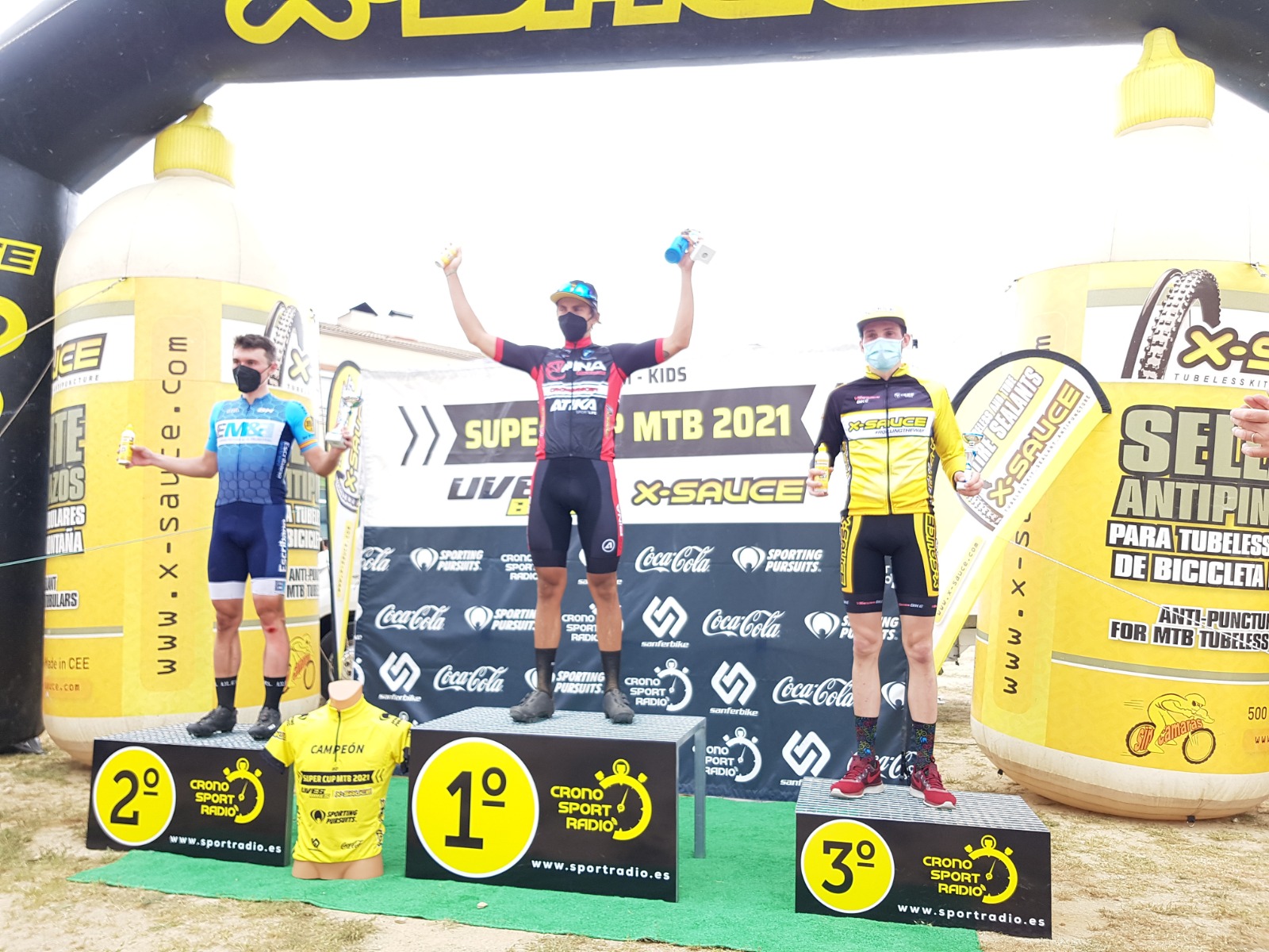Natividad Gómez y Luca Pérez clausuraron con sus victorias la Super Cup XCO en Alpedrete