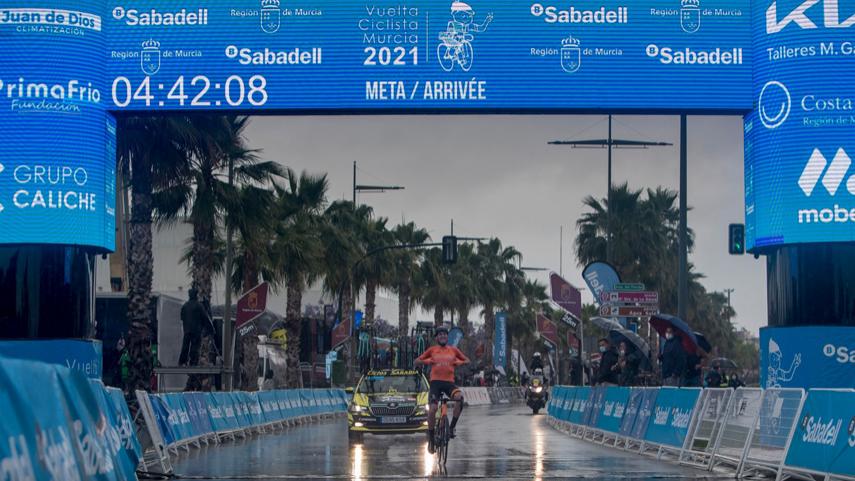 Antonio-Soto-gana-una-epica-Vuelta-a-Murcia---Costa-Calida---Gran-Premio-Banco-Sabadell