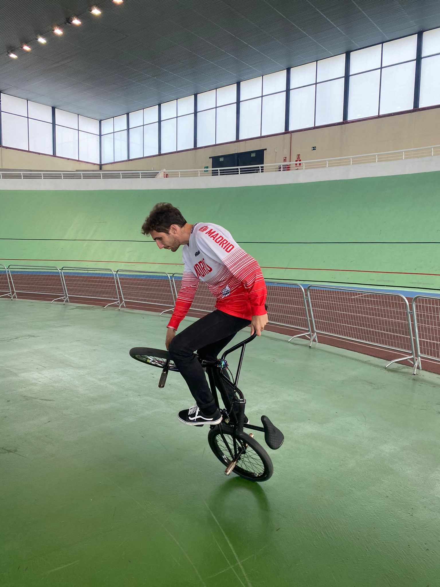 Especialistas madrileños de BMX Free Style. Conoce a Miguel Tardío