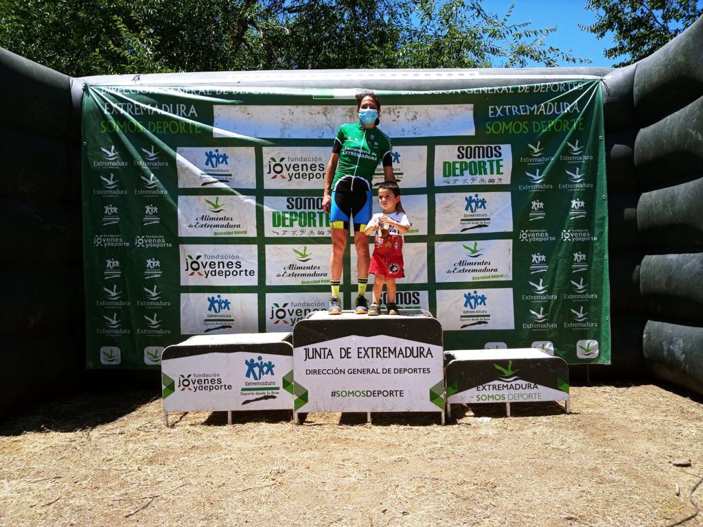 EL XCO EXTREMEÑO OFRECE EN QUINTANA DE LA SERENA UN CAMPEONATO REGIONAL ESPECTACULAR