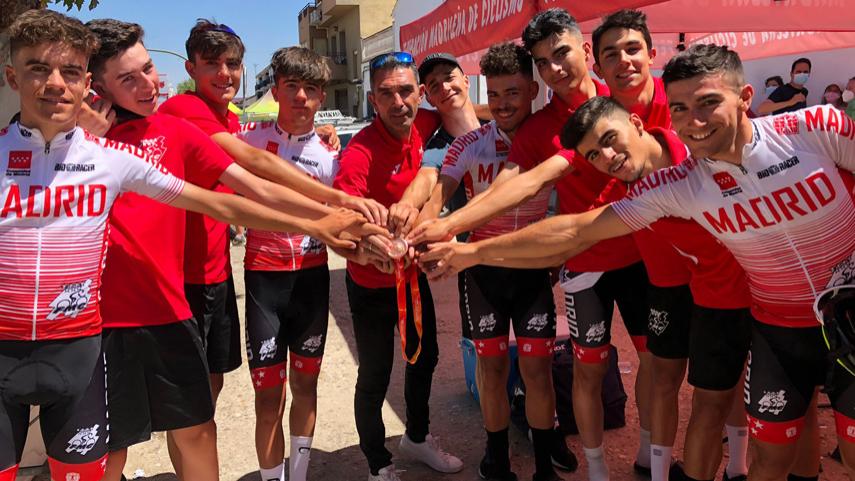 Jorge-Garcia-sumo-la-decima-y-ultima-medalla-de-los-Nacionales-en-la-prueba-en-linea-junior-ACTUALIZADA