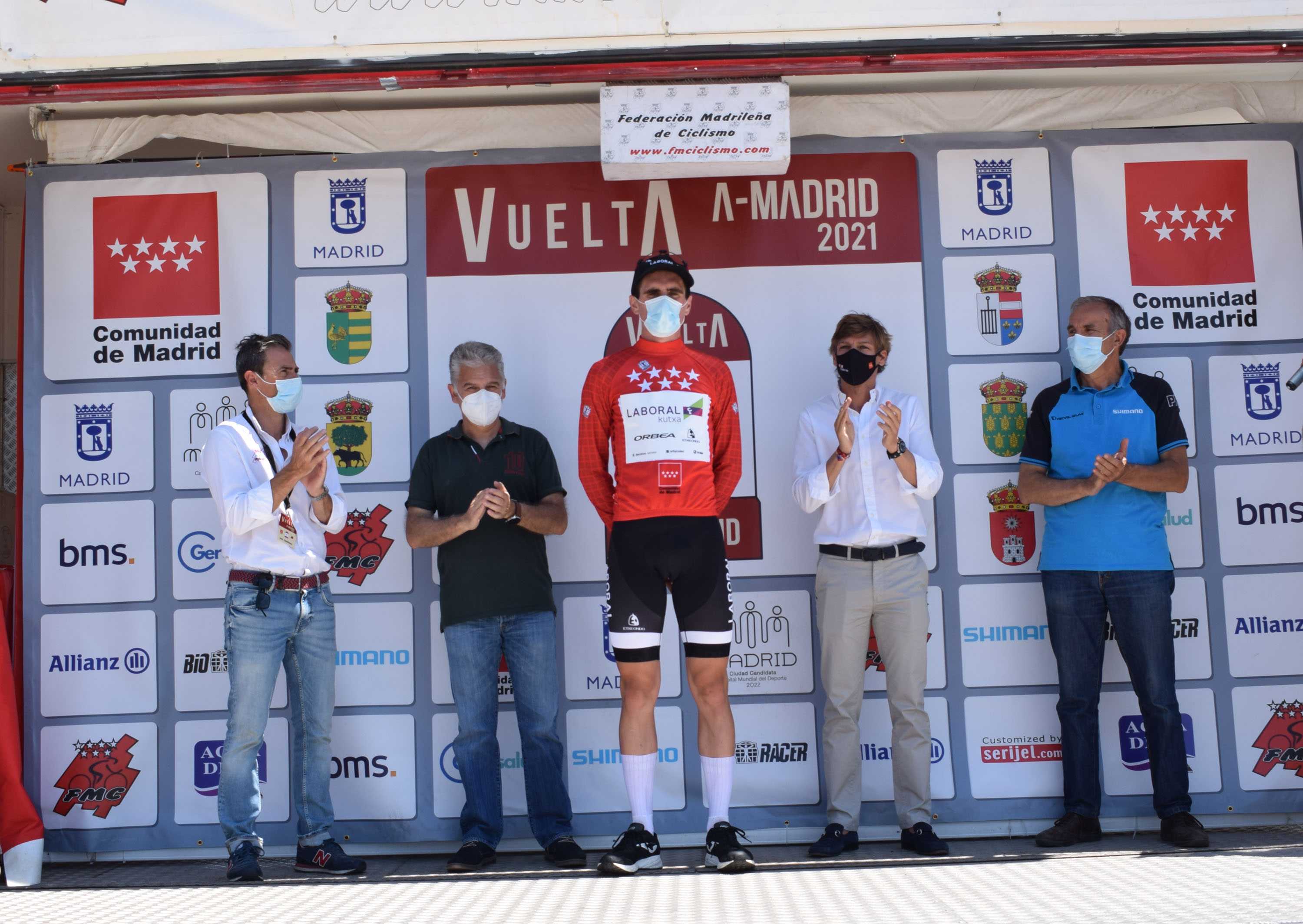 Elias Maris (Basso Team) gana en Buitrago del Lozoya y Xabier Isasa (Laboral Kutxa) es nuevo líder