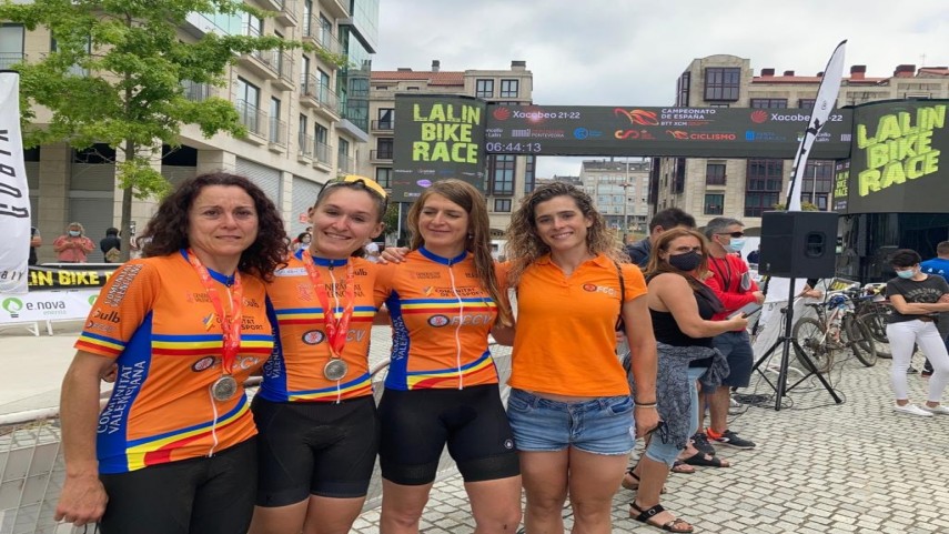 La-seleccion-autonomica-logra-dos-medallas-en-los-Nacionales-de-BTT-Maraton-