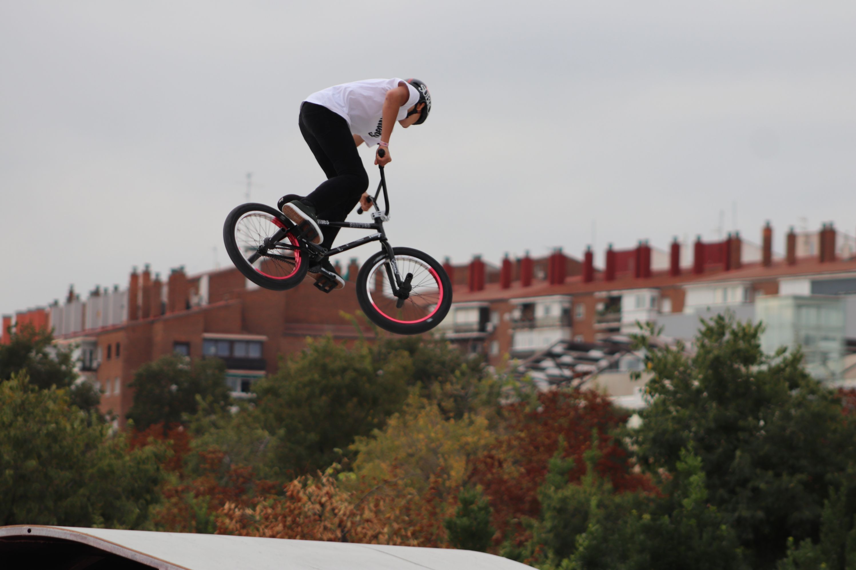 Saúl Vilar faise co título júnior no Campionato de España de BMX Freestyle Park