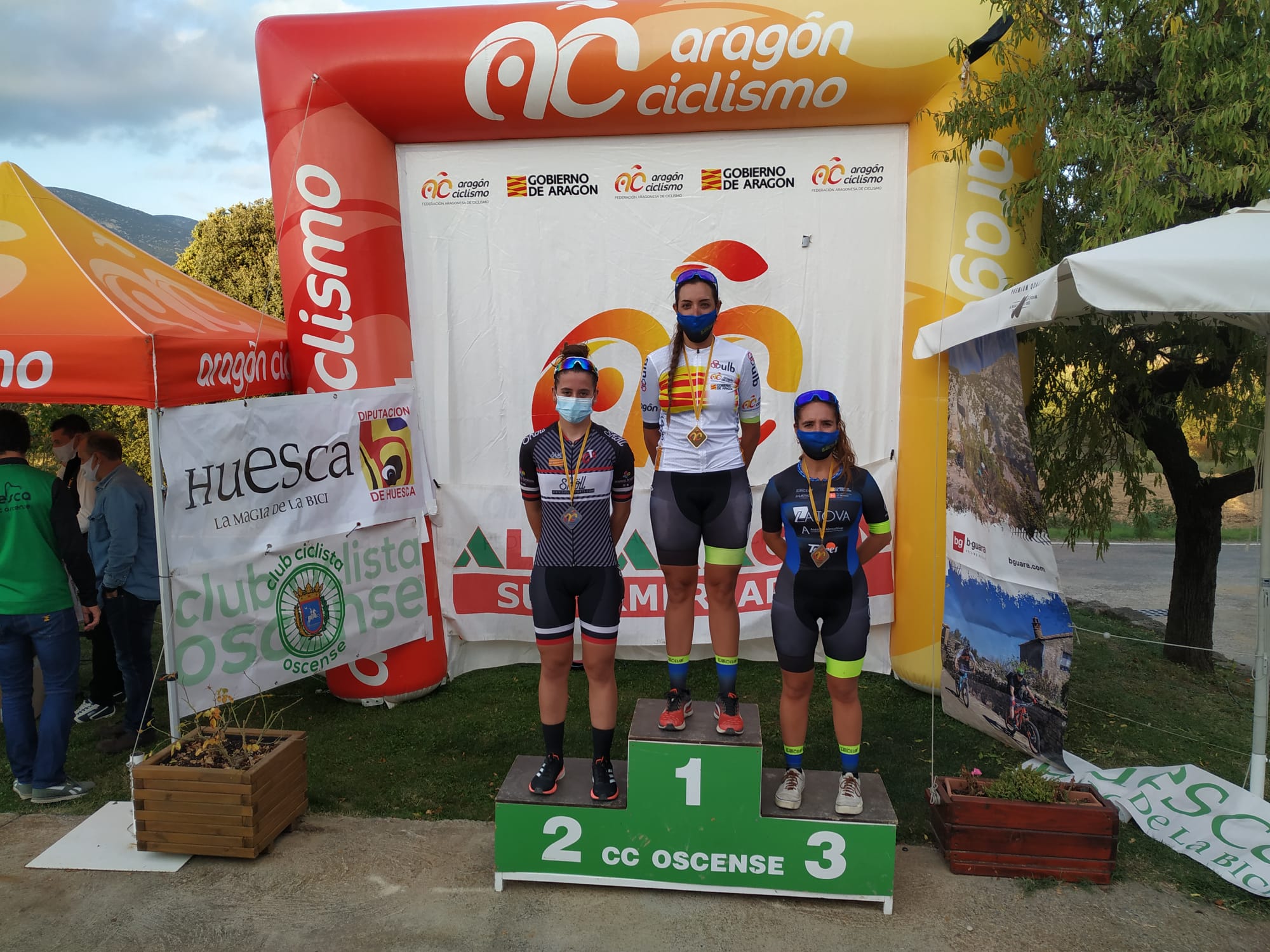 Gran jornada de ciclismo la vivida con la celebración de los Campeonatos de Aragón Ruta