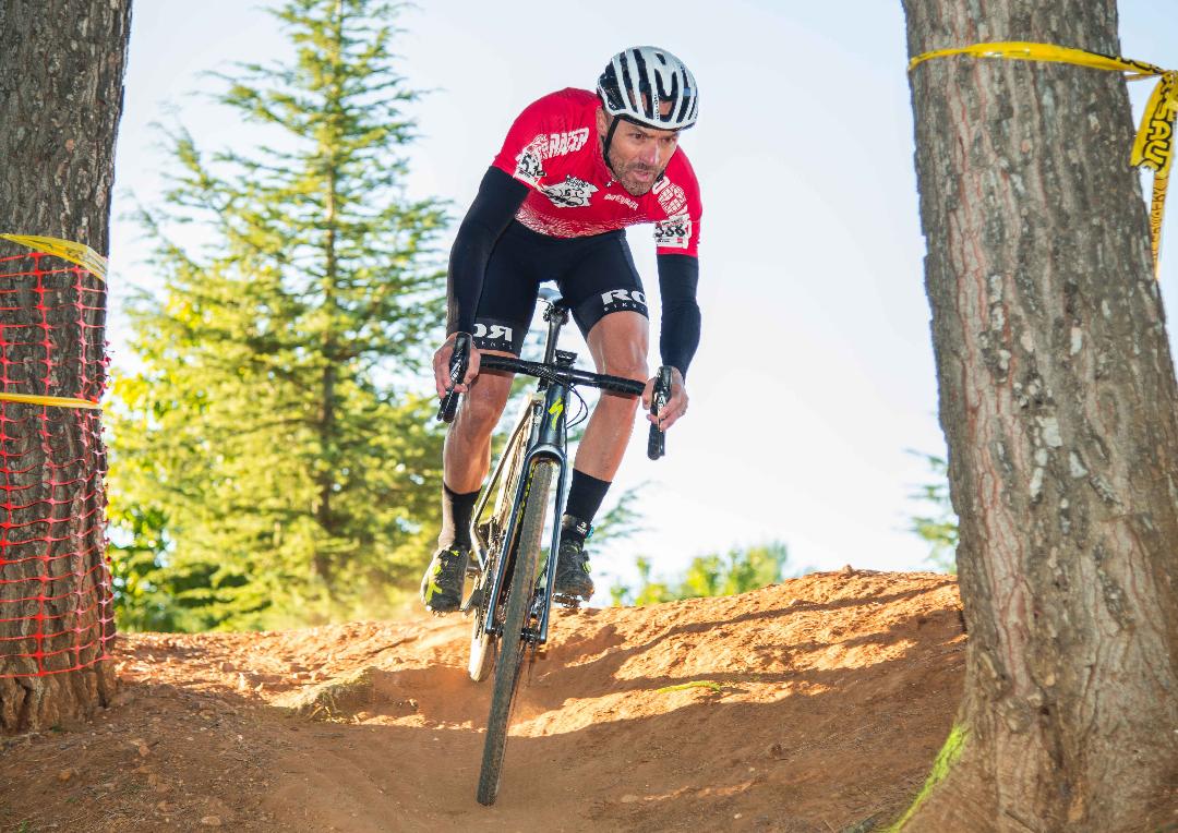 Noelia Ortiz y Aarón Cordero, victorias peleadas en el ciclocross de Mejorada del Campo