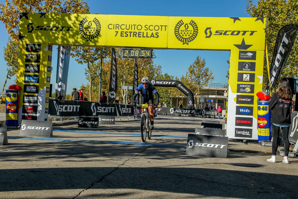 El Circuito Scott 7 Estrellas celebró la Ruta del Jarama con triunfos para Jess Cruz y Jesús del Nero