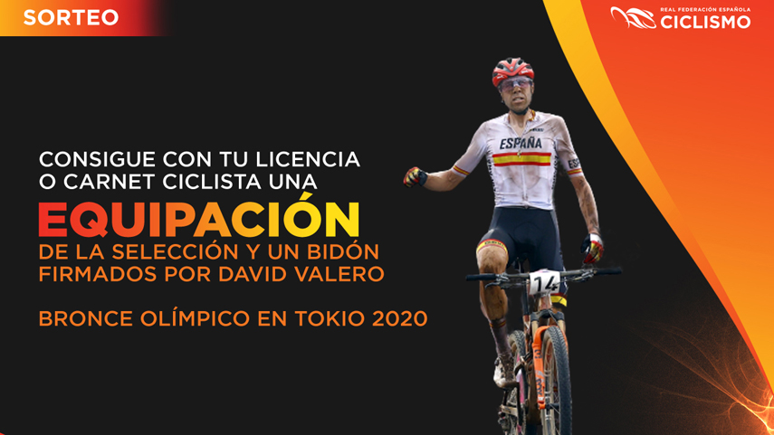 Llevate-con-tu-licencia-o-carnet-ciclista-un-maillot-de-la-Seleccion-firmado-por-David-Valero