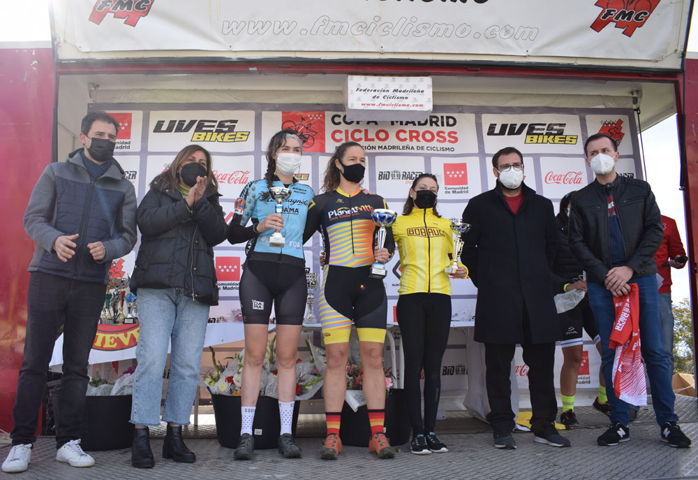 La fiesta del ciclocross regresó a Parla con Isabel Castro y Carlos Hernández subiendo a lo más alto (ACTUALIZADA)