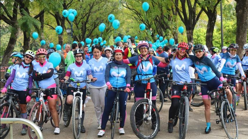 El-movimiento-Women-In-Bike-volvera-a-participar-en-Sevilla-sobre-Ruedas